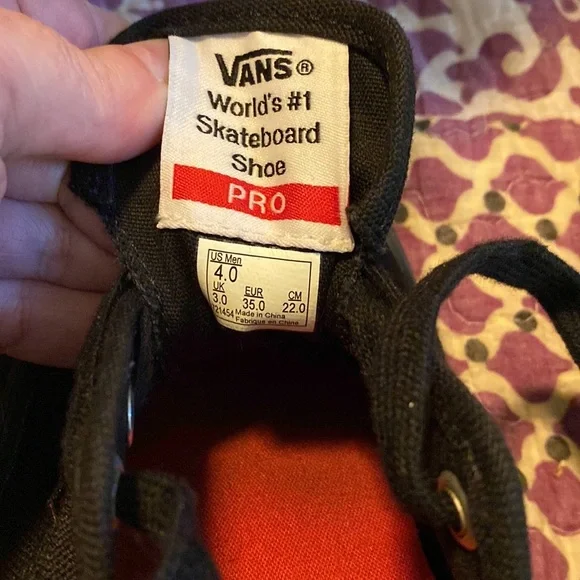 Like new men’s size 4 black UltraCush HD Pro - Picture 5 of 6